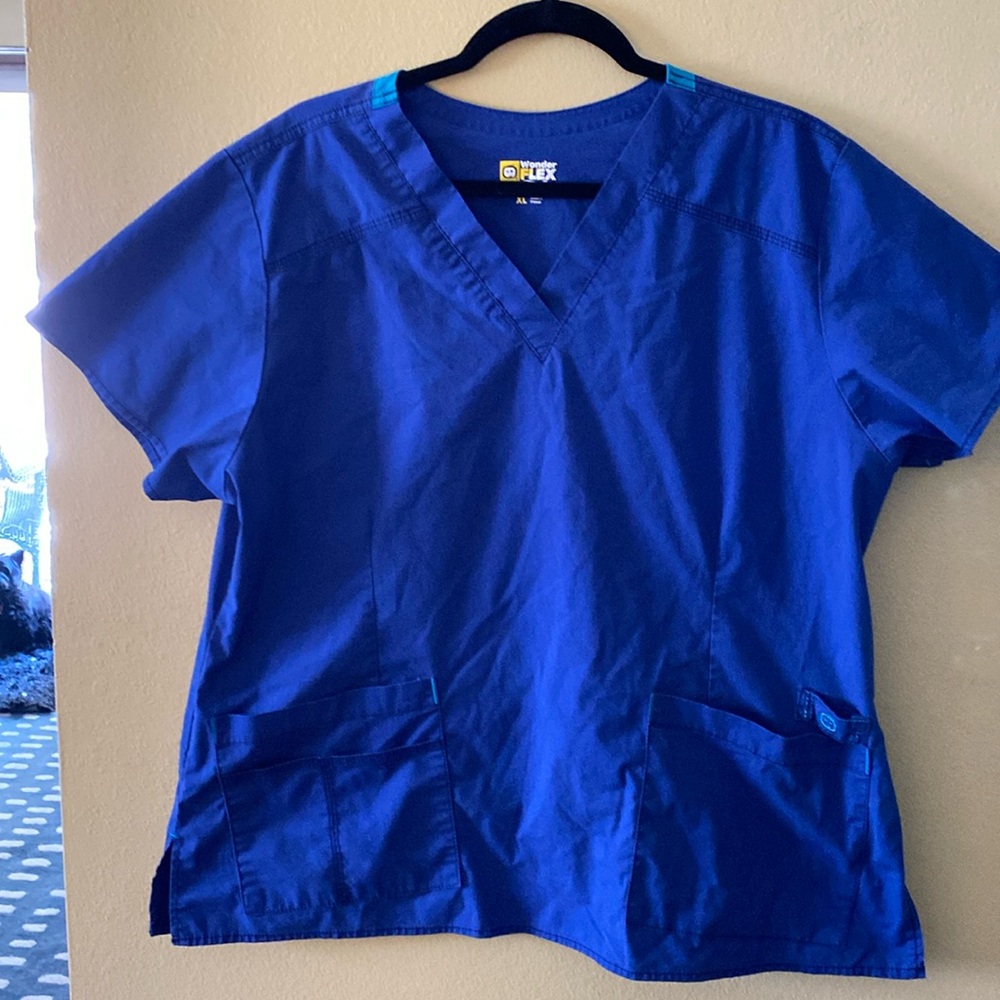 Royal Blue Scrub Top Size X-Large